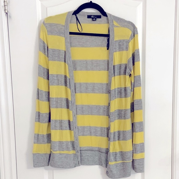 Cardigan - Picture 1 of 1